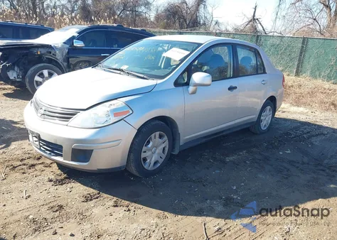 2011 Nissan Versa 1.8S z USA, uszkodzony, nr VIN 3N1BC1AP7BL496828